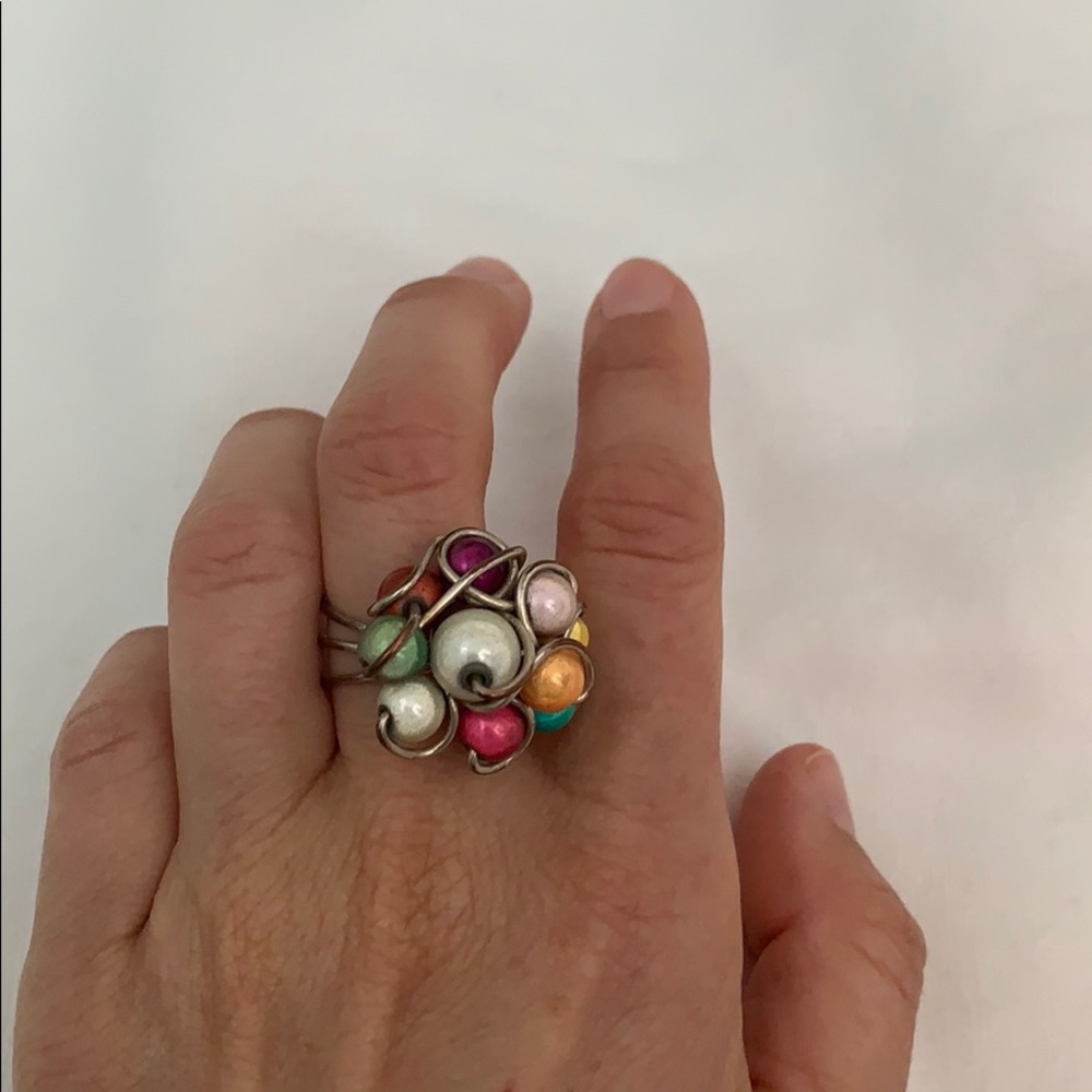 Multi color bead ring